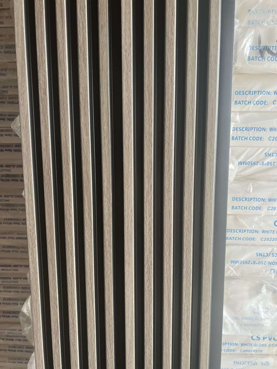 Decorative PVC 5 Slat Panel – White Ash on Wood 122x12x2900mm